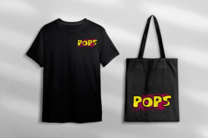 Mock up d'un logo sur un t-shirt et un totebag